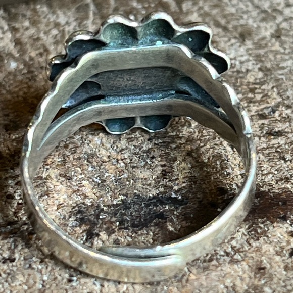 Daisy adjustable ring - Picture 3 of 6